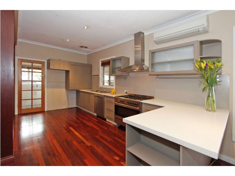 8 Alonso Street, Coolbellup WA 6163