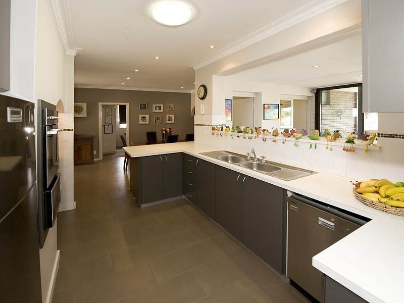 611 Rockingham Road, Munster WA 6166