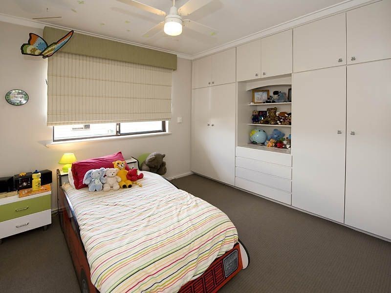 611 Rockingham Road, Munster WA 6166