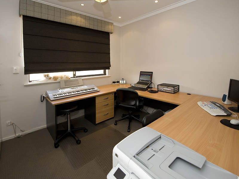 611 Rockingham Road, Munster WA 6166