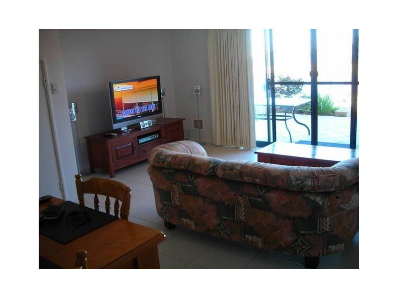 23/19 San Marco Quays, Halls Head WA 6210