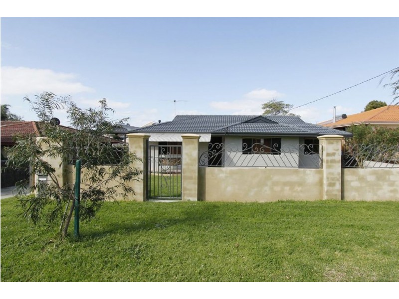 16 Birbeck Way, Spearwood WA 6163