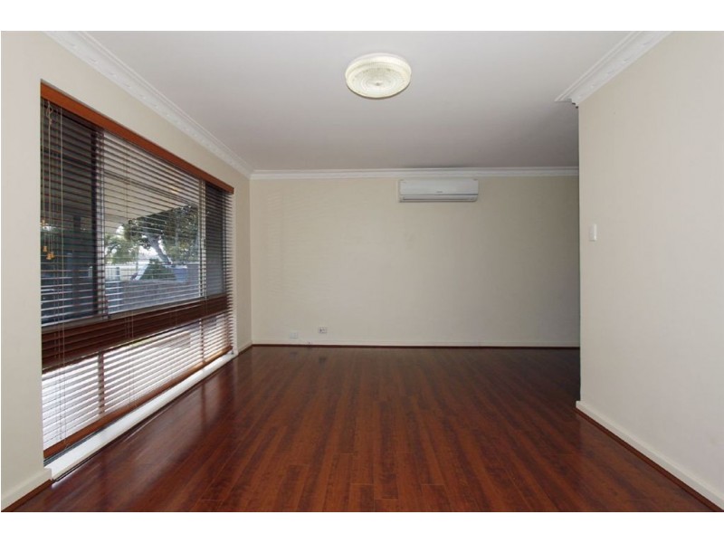16 Birbeck Way, Spearwood WA 6163