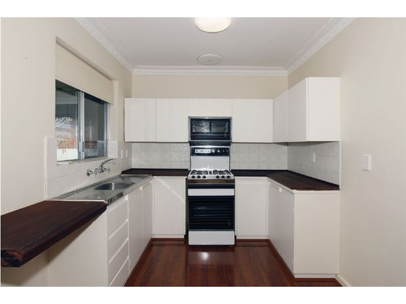 16 Birbeck Way, Spearwood WA 6163