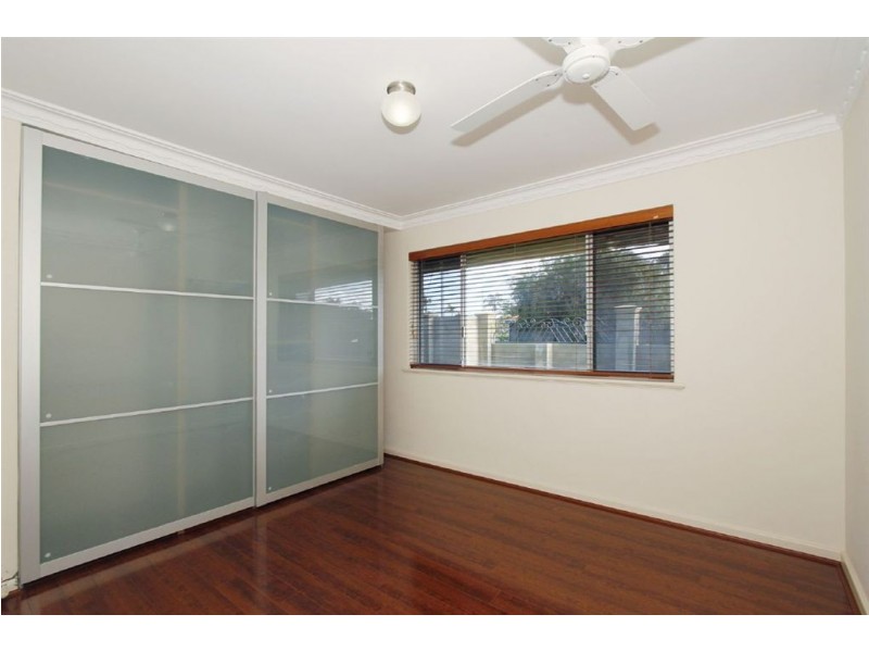16 Birbeck Way, Spearwood WA 6163