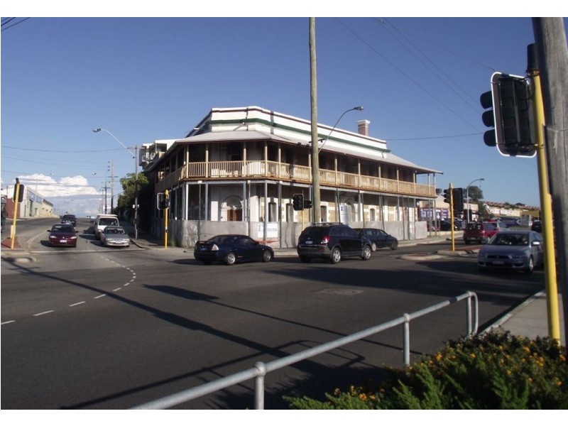 1 Rockingham Road, Hamilton Hill WA 6163