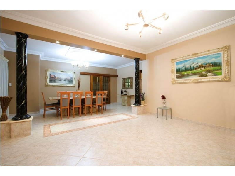 71 Paget Street, Hilton WA 6163