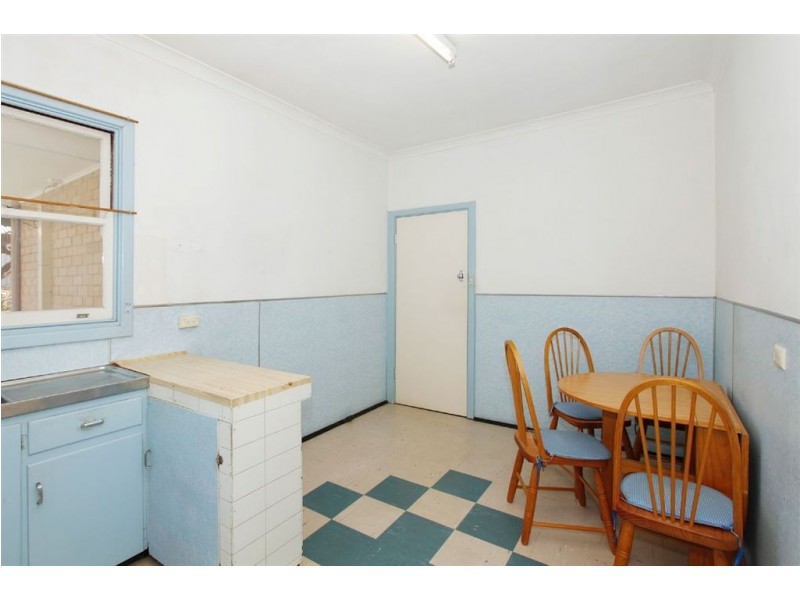 25 Egeus Way, Coolbellup WA 6163