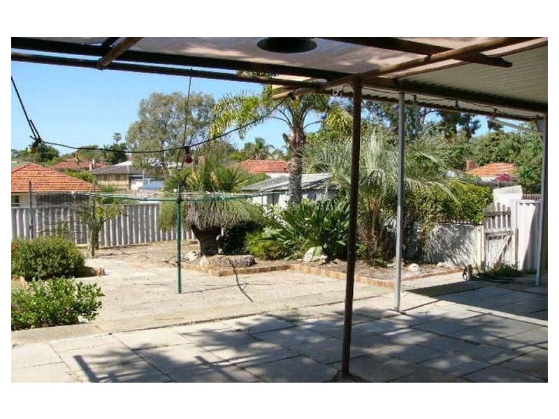 23 Caliban Way, Coolbellup WA 6163