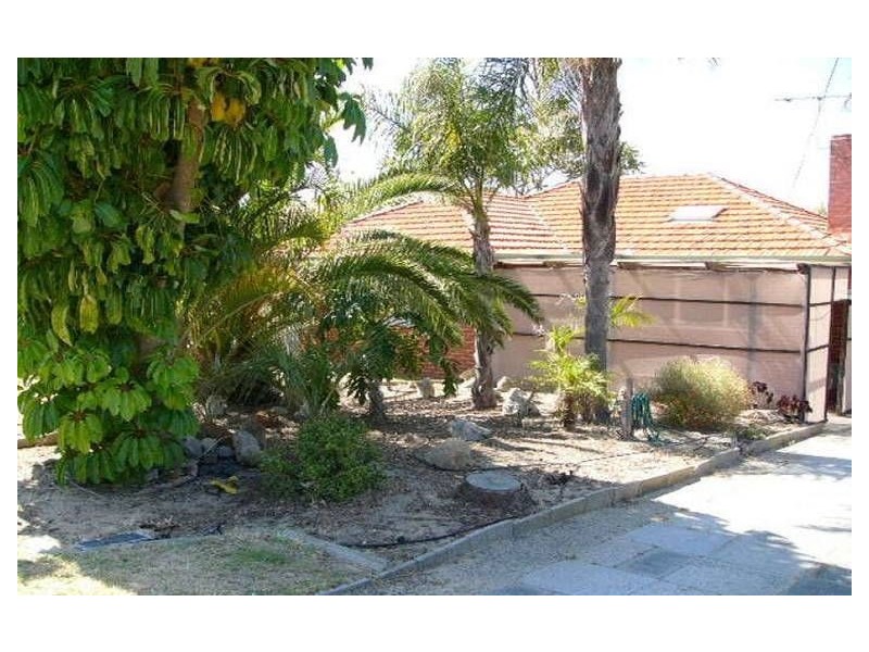 23 Caliban Way, Coolbellup WA 6163