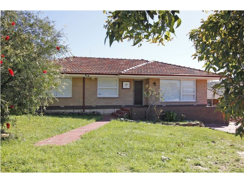 31 Helen Street, Hamilton Hill WA 6163