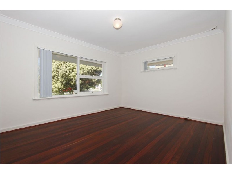 31 Helen Street, Hamilton Hill WA 6163