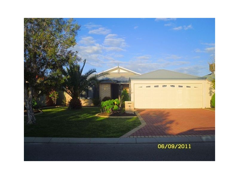 15 Reynardson Avenue, Atwell WA 6164