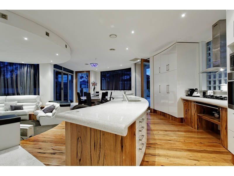 19 Doongalla Road, Attadale WA 6156