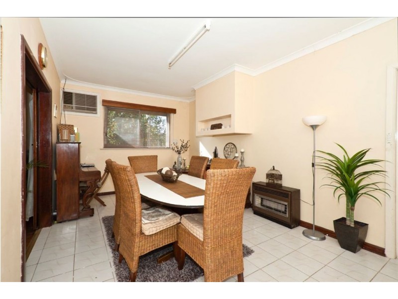 20 Ivermey Road, Hamilton Hill WA 6163