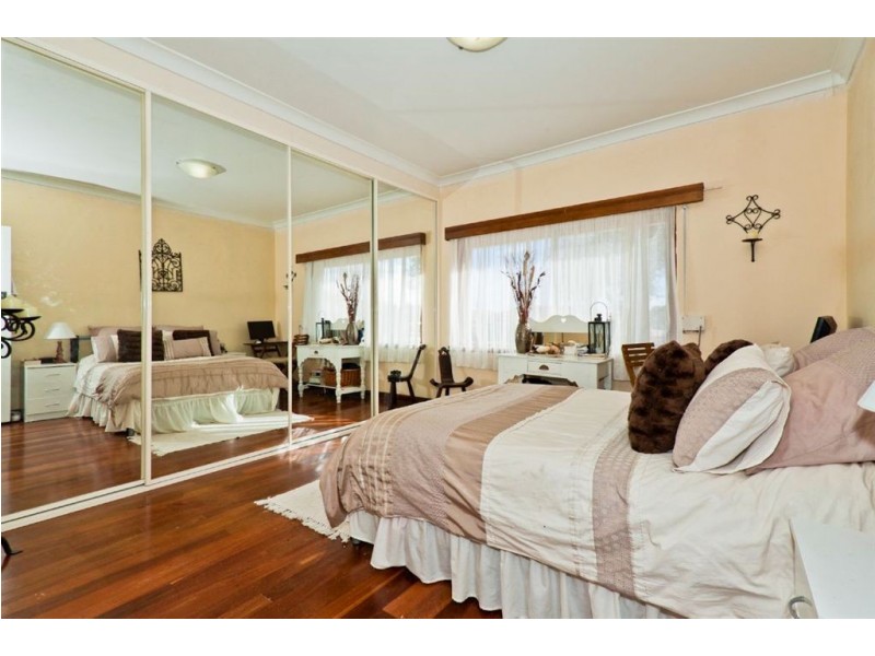 20 Ivermey Road, Hamilton Hill WA 6163