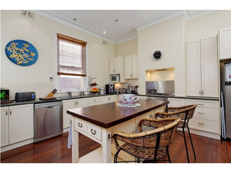 218 Hampton Road, Beaconsfield WA 6162