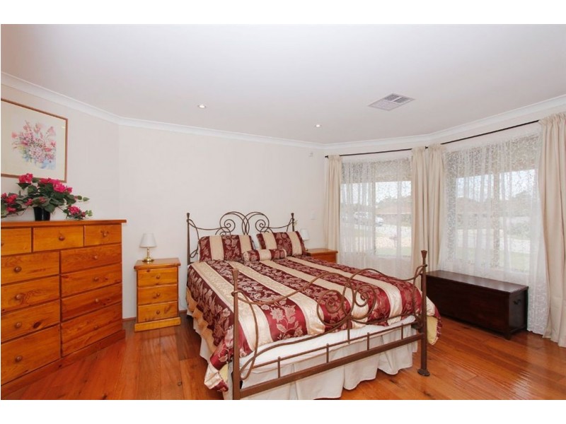 85 West Churchill Avenue, Munster WA 6166