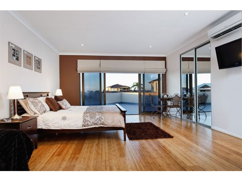 6 Viewcrest Rise, Coogee WA 6166