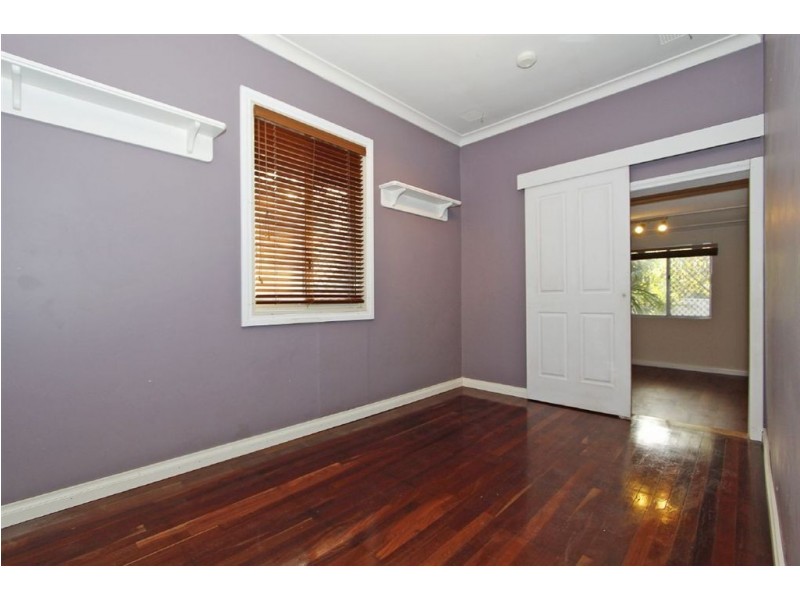 8 Alonso Street, Coolbellup WA 6163