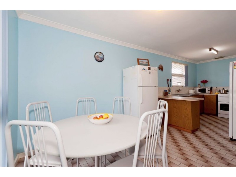 67 Bullfinch Street, Spearwood WA 6163