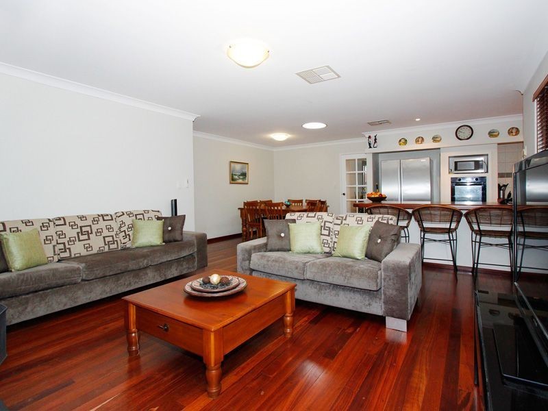 107 marvell avenue, Munster WA 6166