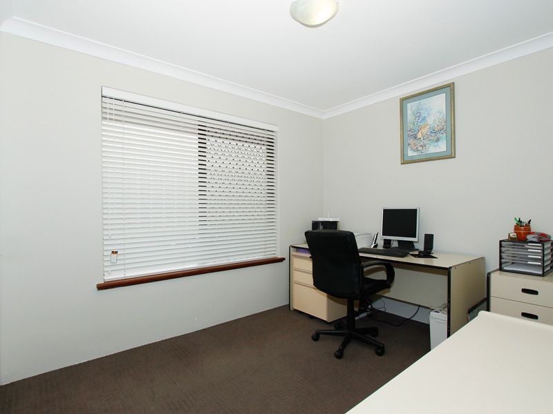 107 marvell avenue, Munster WA 6166