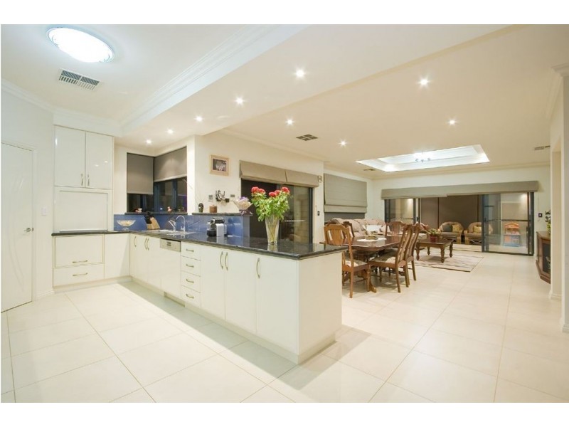 53 Moran Court, Beaconsfield WA 6162