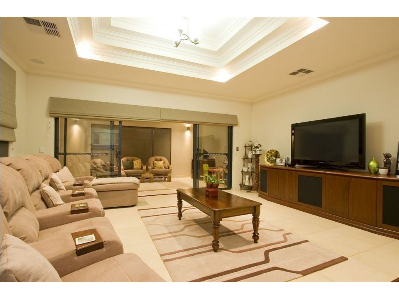 53 Moran Court, Beaconsfield WA 6162