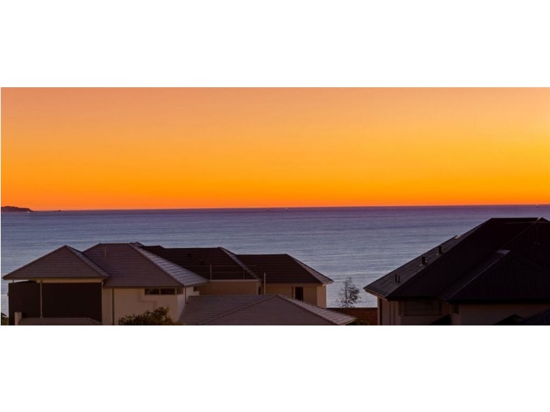 11 Newark Turn, North Coogee WA 6163