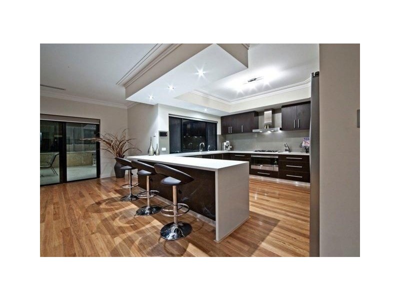42b Doney Street, Alfred Cove WA 6154