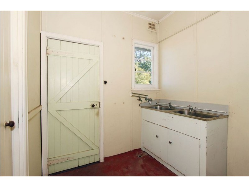 35 Grigg Place, Hilton WA 6163