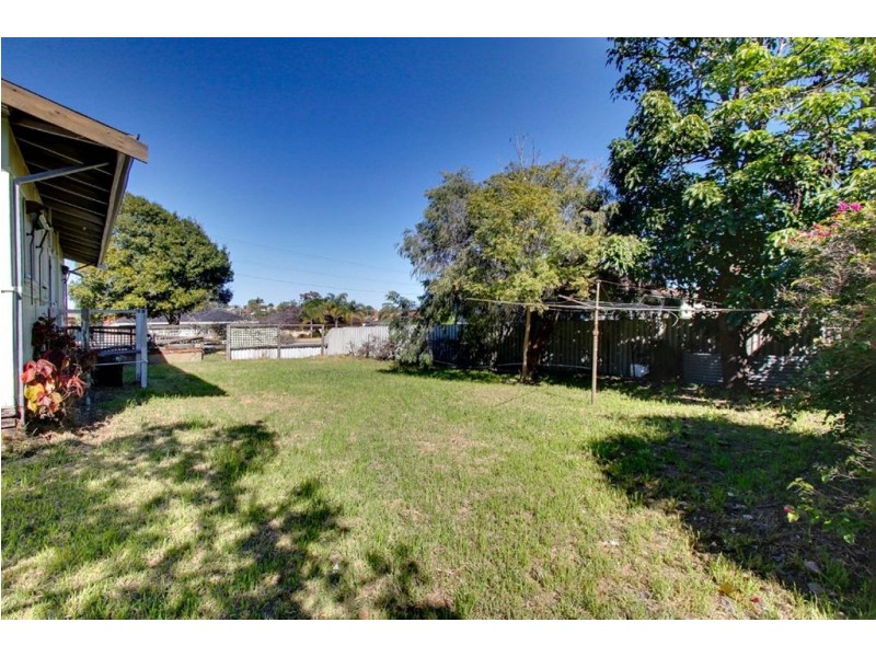 35 Grigg Place, Hilton WA 6163