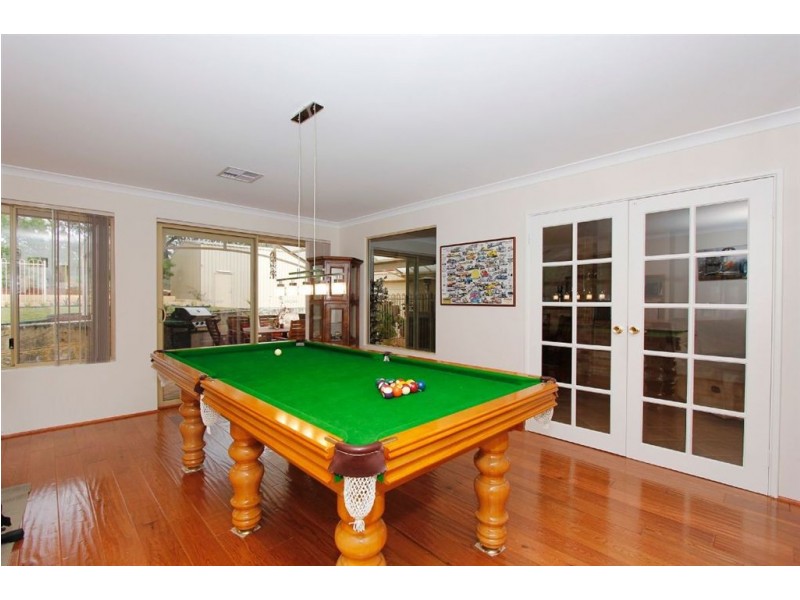 85 West Churchill Avenue, Munster WA 6166