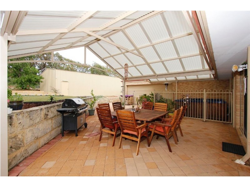 85 West Churchill Avenue, Munster WA 6166