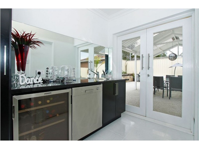 44 Derinton Way, Hamilton Hill WA 6163