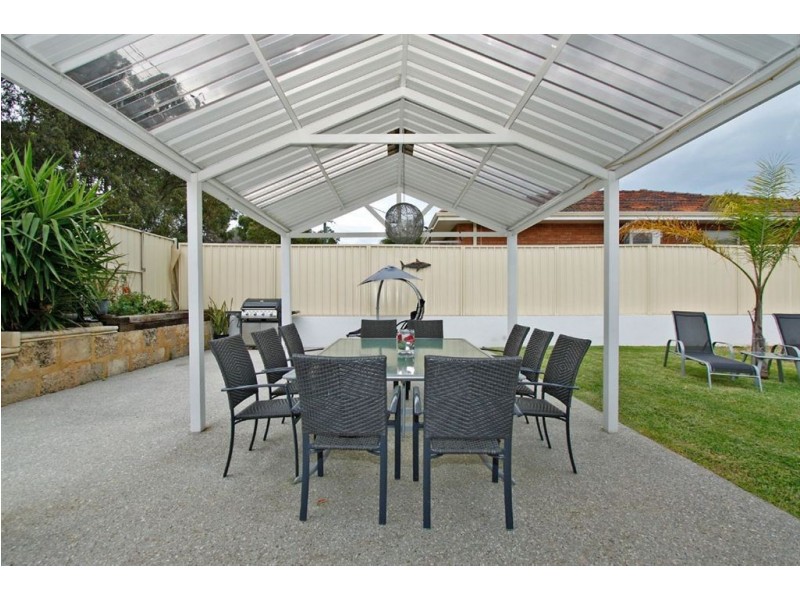 44 Derinton Way, Hamilton Hill WA 6163