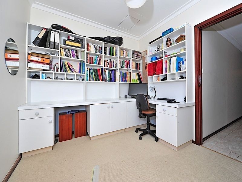 32 Langley Way, Booragoon WA 6154