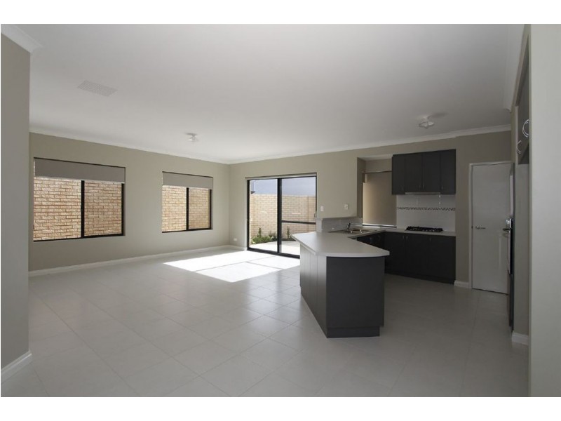 1/1 Gerovich Way, Spearwood WA 6163