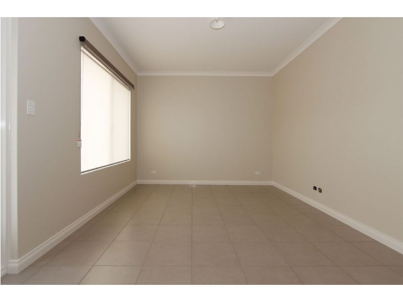 2/1 Gerovich Way, Spearwood WA 6163