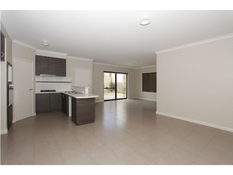 2/1 Gerovich Way, Spearwood WA 6163
