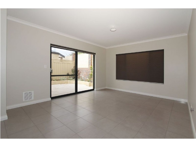 2/1 Gerovich Way, Spearwood WA 6163