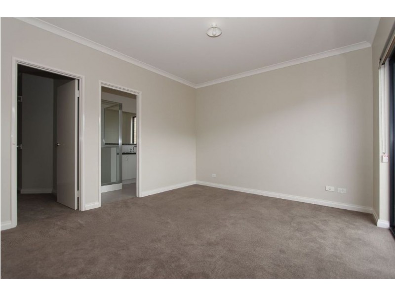 2/1 Gerovich Way, Spearwood WA 6163