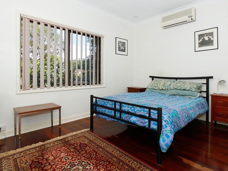 6 Mortlock Street, Hamilton Hill WA 6163