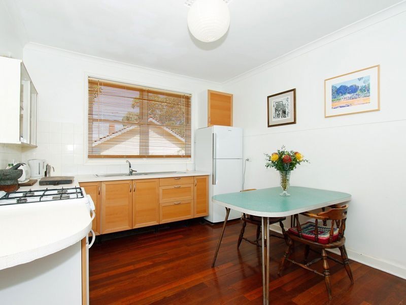 6 Mortlock Street, Hamilton Hill WA 6163