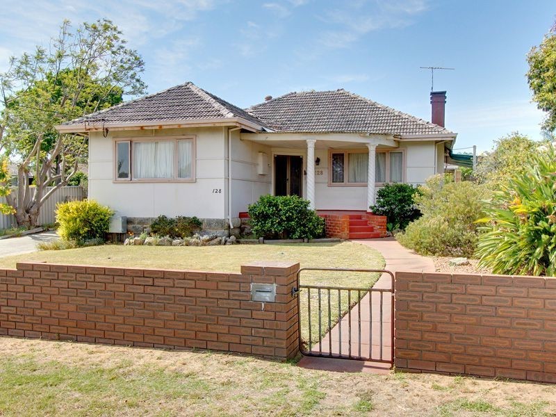 128 Healy Road, Hamilton Hill WA 6163