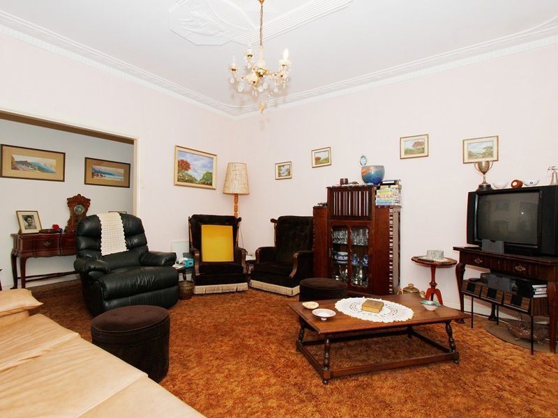 128 Healy Road, Hamilton Hill WA 6163