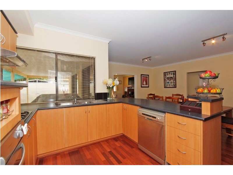 7 Domain Circle, Success WA 6164