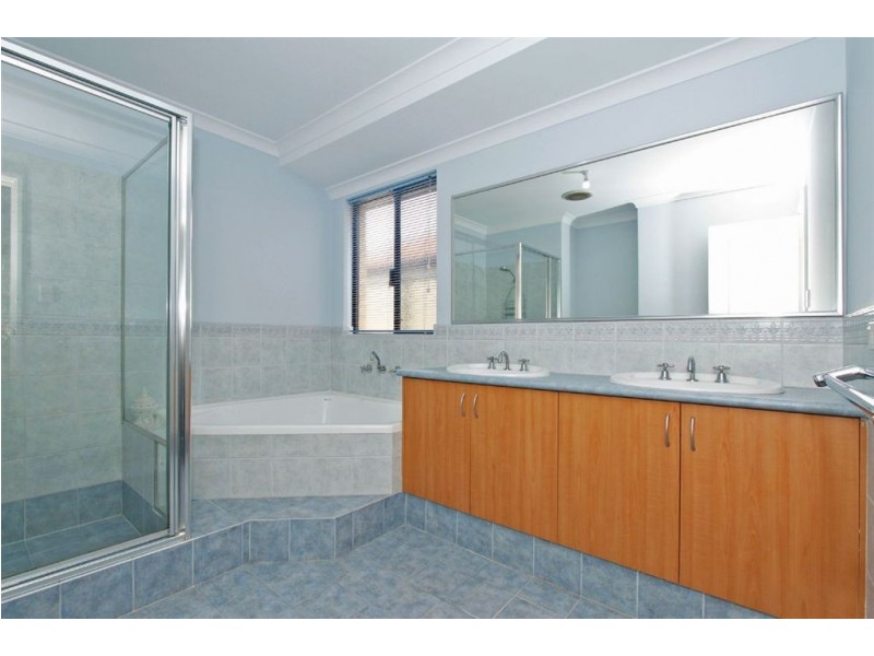 7 Domain Circle, Success WA 6164