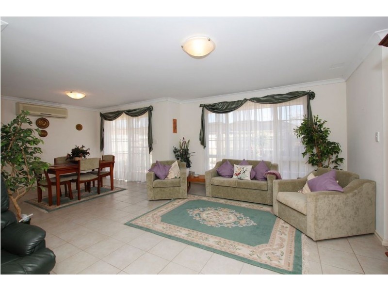 1/5 Zukova Close, Spearwood WA 6163